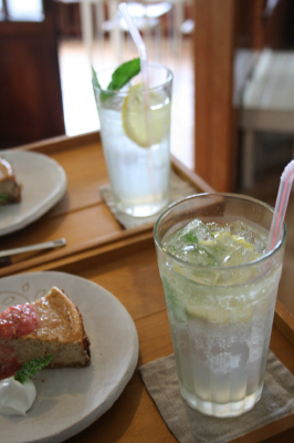 poturi-cafe1.jpg